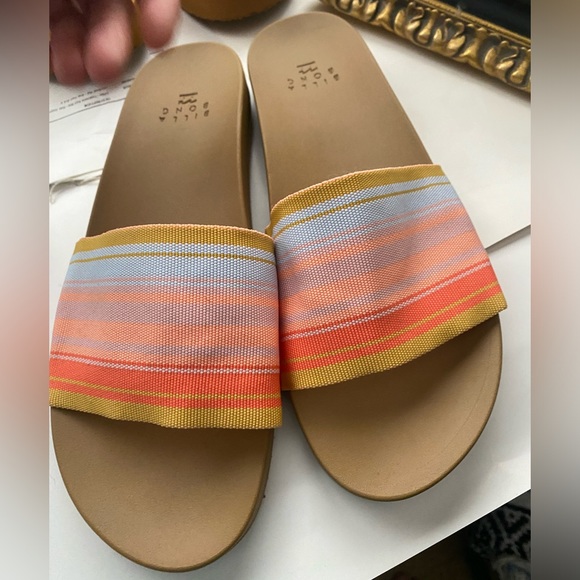 Billabong Sandal - Picture 2 of 5